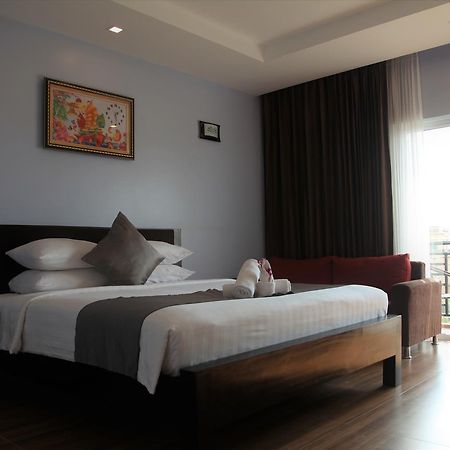 The Villa Secret Garden Siem Reap Exterior photo